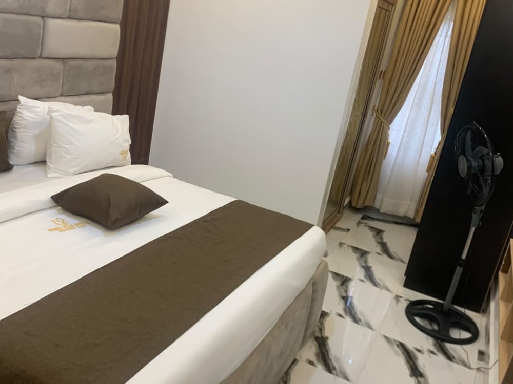 One Room Apartment at Umuna Villa Hotel and Suites